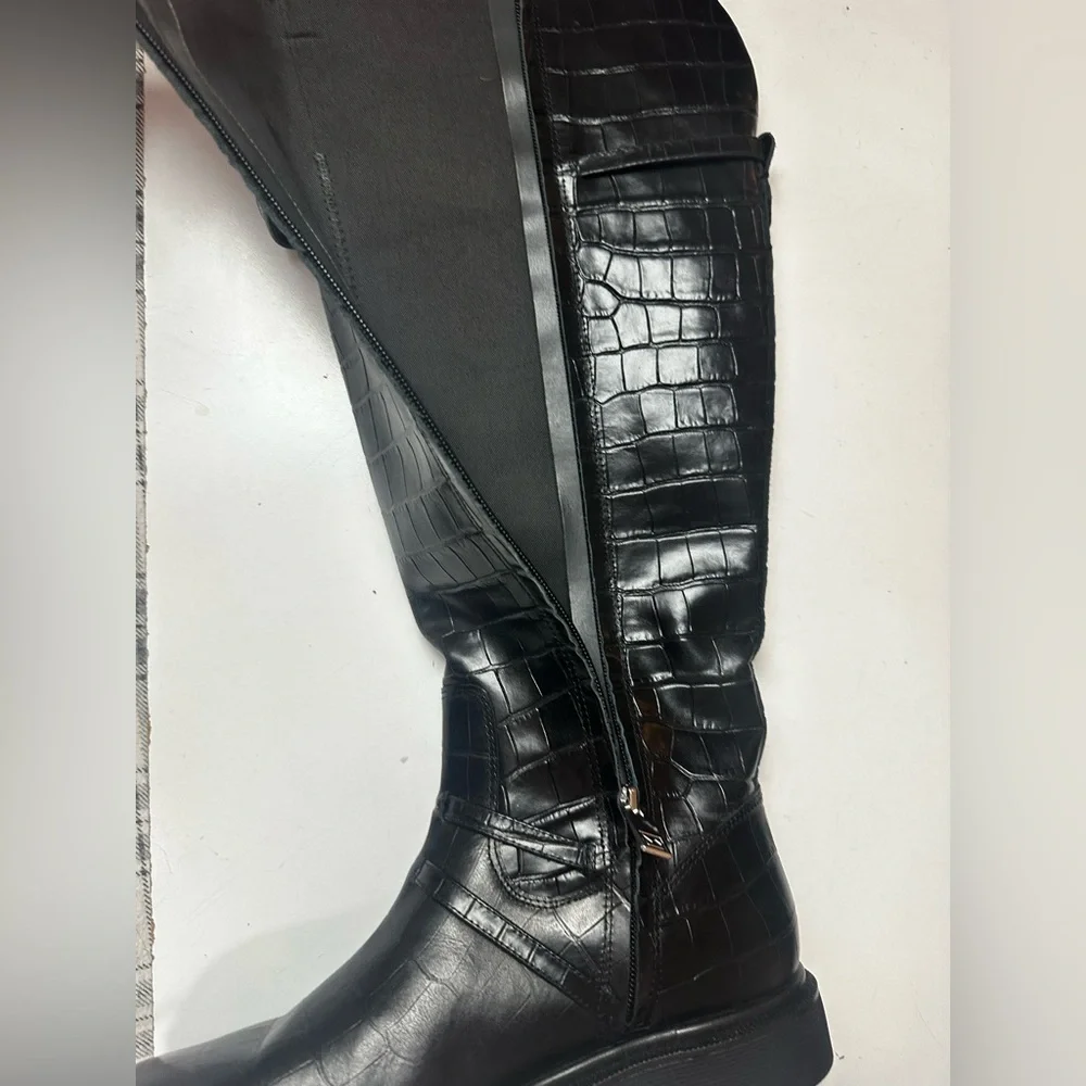 Franco Sarto Black Ainsley Inspired‎ Equestrian Charm Knee High Boots NWOT 9.5